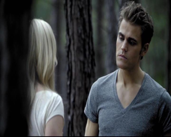 VampireDiariesWorld-dot-org_2x03BadMoonRising0799.jpg