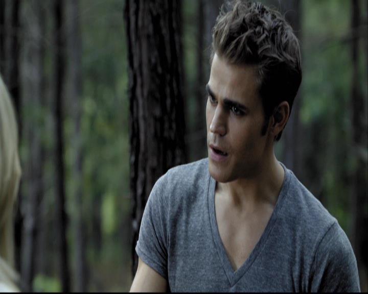 VampireDiariesWorld-dot-org_2x03BadMoonRising0820.jpg