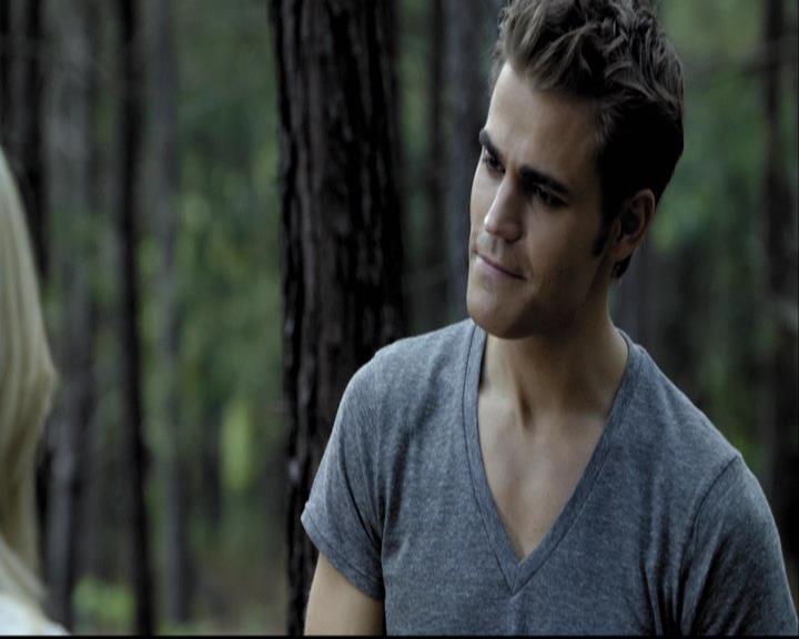 VampireDiariesWorld-dot-org_2x03BadMoonRising0824.jpg