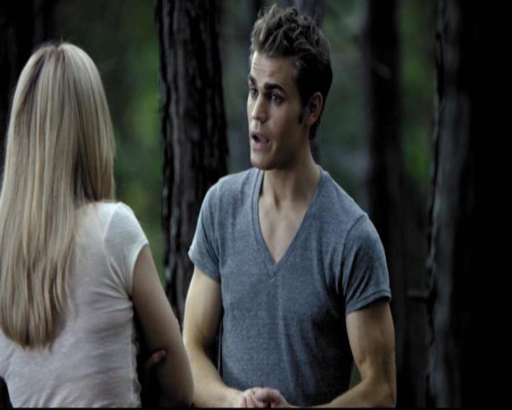 VampireDiariesWorld-dot-org_2x03BadMoonRising0828.jpg