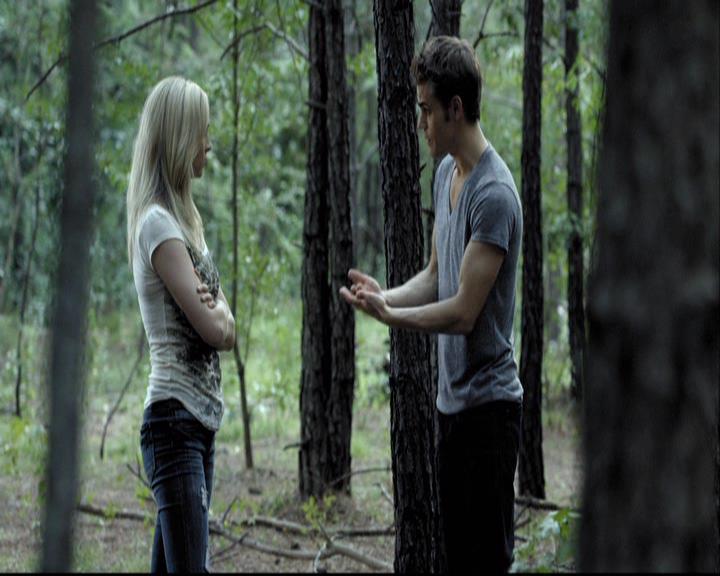 VampireDiariesWorld-dot-org_2x03BadMoonRising0830.jpg