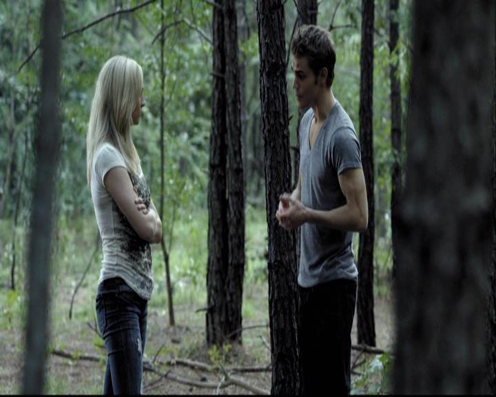 VampireDiariesWorld-dot-org_2x03BadMoonRising0831.jpg