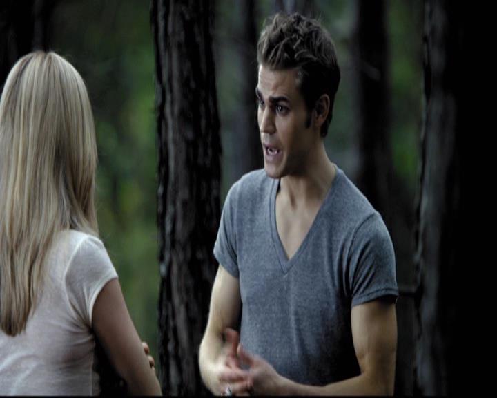 VampireDiariesWorld-dot-org_2x03BadMoonRising0832.jpg