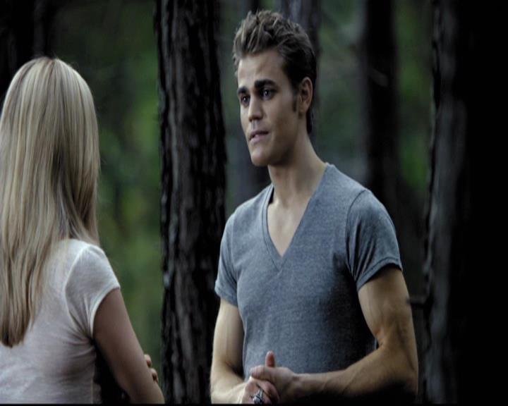 VampireDiariesWorld-dot-org_2x03BadMoonRising0837.jpg