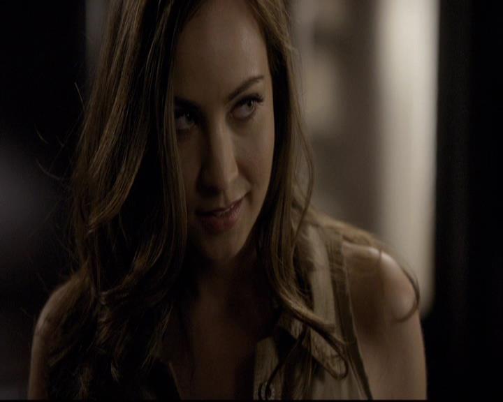 VampireDiariesWorld-dot-org_2x03BadMoonRising0898.jpg