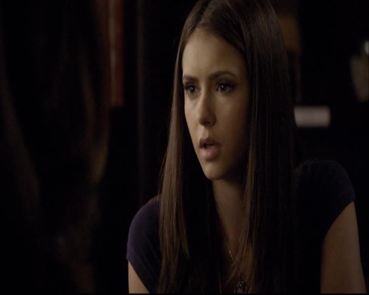 VampireDiariesWorld-dot-org_2x03BadMoonRising0907.jpg