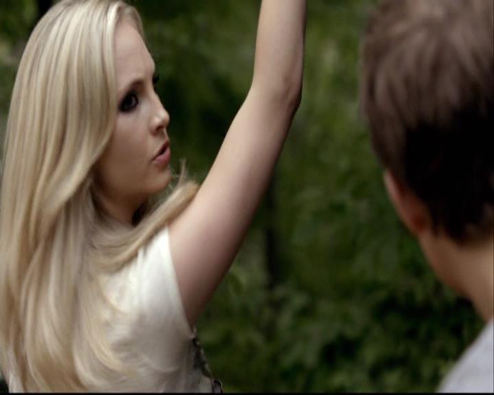 VampireDiariesWorld-dot-org_2x03BadMoonRising0988.jpg