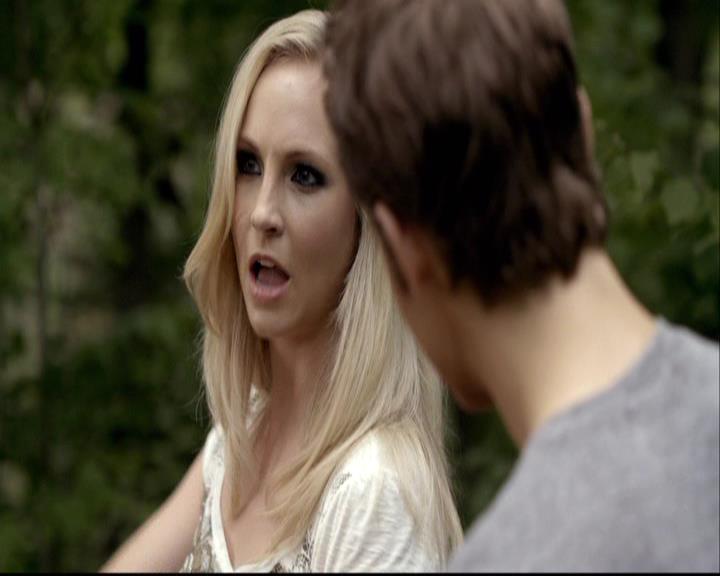 VampireDiariesWorld-dot-org_2x03BadMoonRising0995.jpg