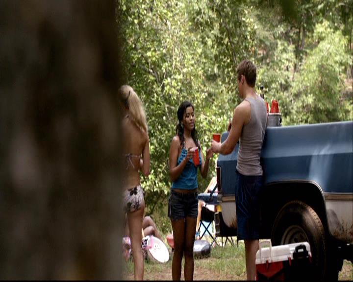 VampireDiariesWorld-dot-org_2x03BadMoonRising1000.jpg