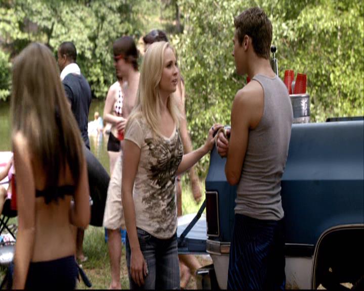 VampireDiariesWorld-dot-org_2x03BadMoonRising1029.jpg