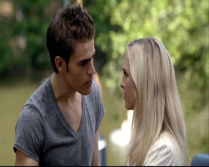 VampireDiariesWorld-dot-org_2x03BadMoonRising1048.jpg