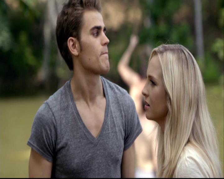 VampireDiariesWorld-dot-org_2x03BadMoonRising1053.jpg