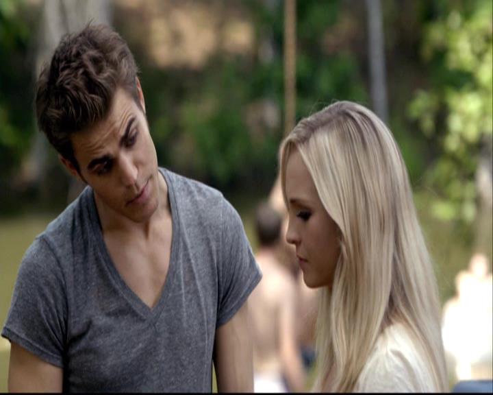 VampireDiariesWorld-dot-org_2x03BadMoonRising1055.jpg