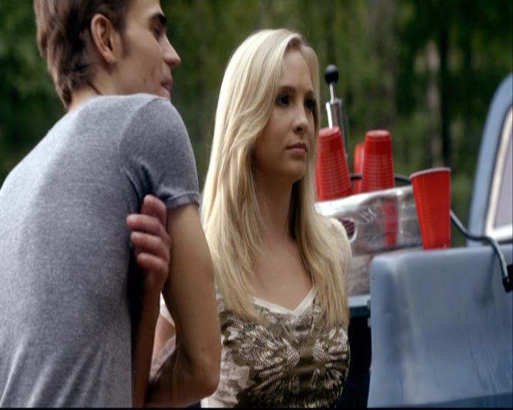 VampireDiariesWorld-dot-org_2x03BadMoonRising1069.jpg