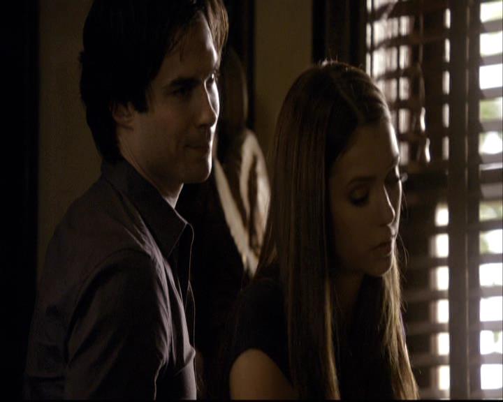 VampireDiariesWorld-dot-org_2x03BadMoonRising1080.jpg