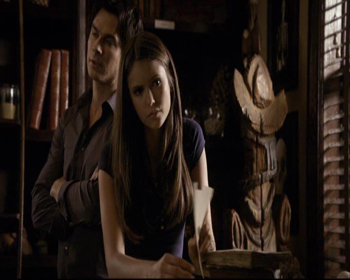 VampireDiariesWorld-dot-org_2x03BadMoonRising1087.jpg