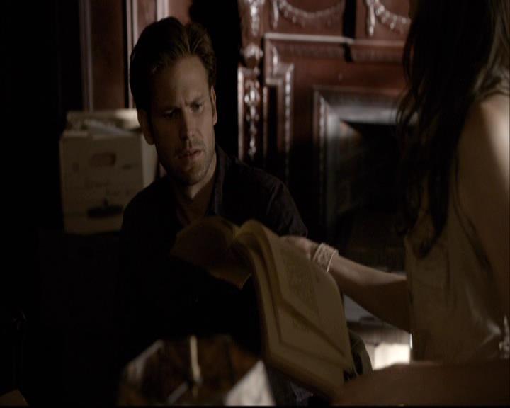 VampireDiariesWorld-dot-org_2x03BadMoonRising1095.jpg