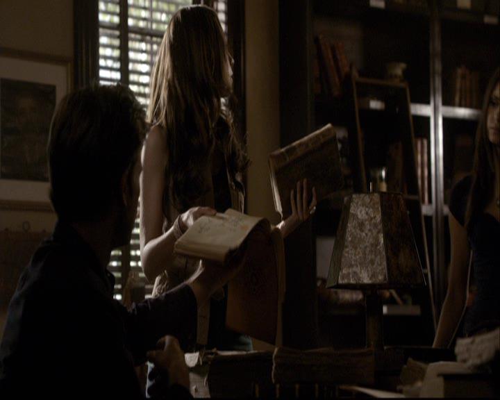 VampireDiariesWorld-dot-org_2x03BadMoonRising1097.jpg