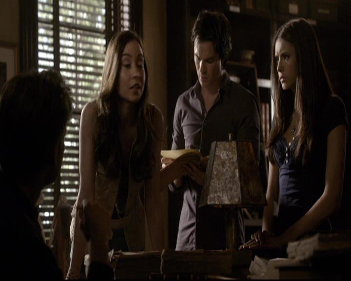 VampireDiariesWorld-dot-org_2x03BadMoonRising1119.jpg