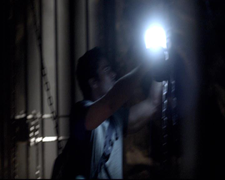 VampireDiariesWorld-dot-org_2x03BadMoonRising1145.jpg