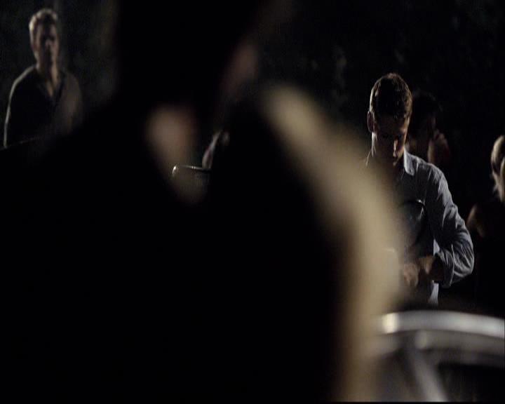 VampireDiariesWorld-dot-org_2x03BadMoonRising1207.jpg