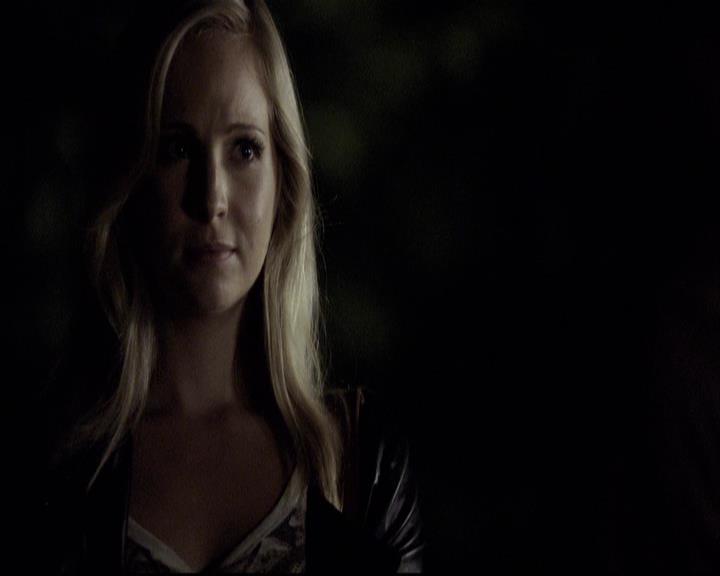 VampireDiariesWorld-dot-org_2x03BadMoonRising1217.jpg