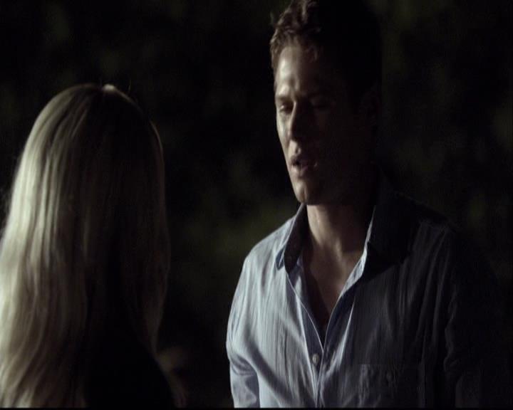 VampireDiariesWorld-dot-org_2x03BadMoonRising1239.jpg