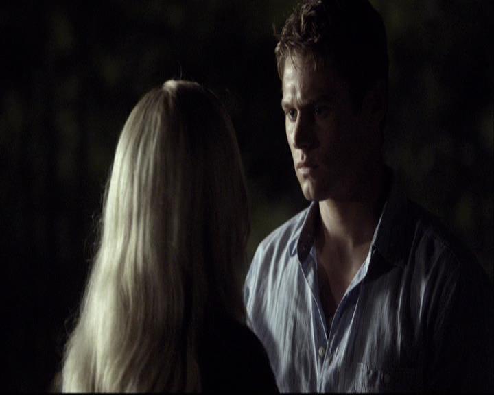 VampireDiariesWorld-dot-org_2x03BadMoonRising1248.jpg