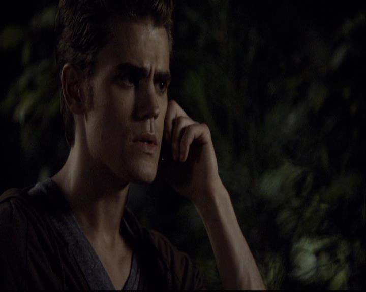 VampireDiariesWorld-dot-org_2x03BadMoonRising1280.jpg