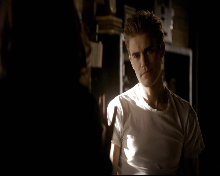 VampireDiariesWorld-dot-org_2x04MemoryLane0155.jpg