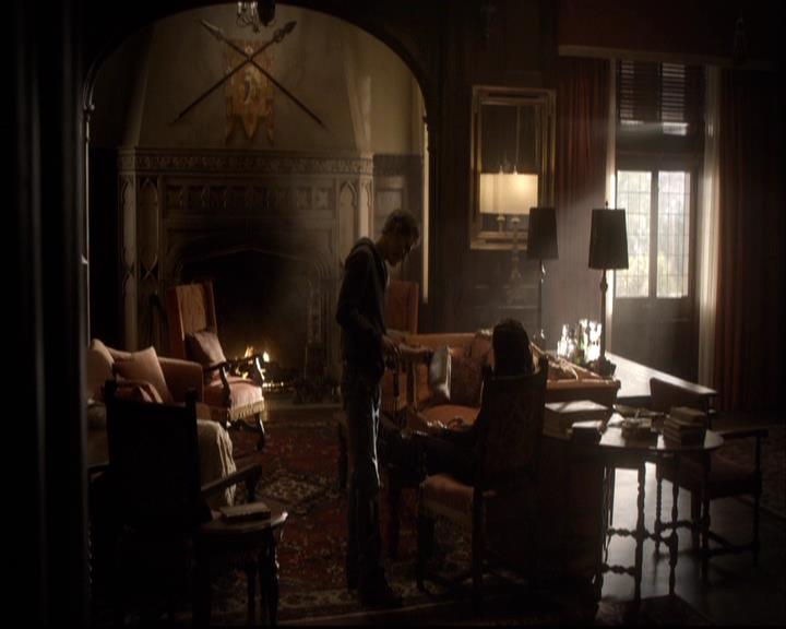 VampireDiariesWorld-dot-org_2x04MemoryLane0306.jpg