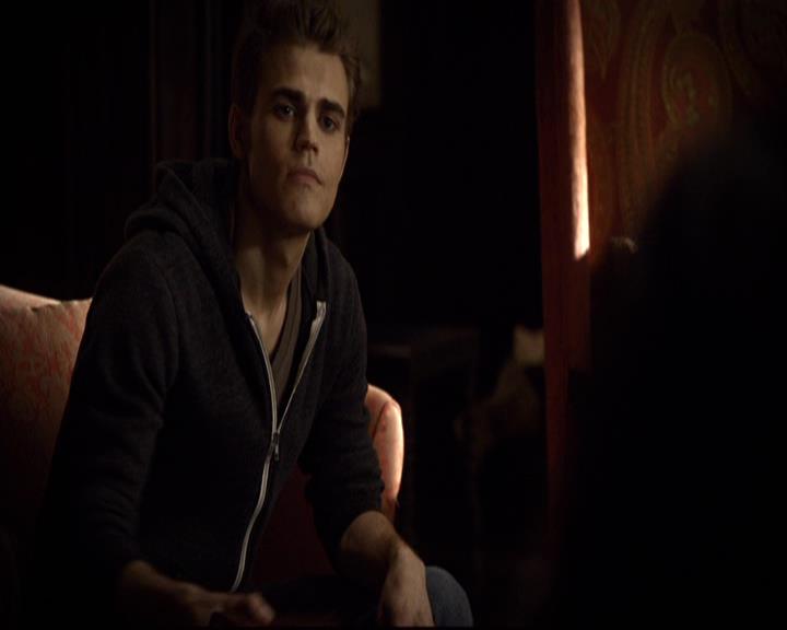 VampireDiariesWorld-dot-org_2x04MemoryLane0321.jpg