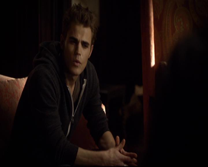 VampireDiariesWorld-dot-org_2x04MemoryLane0322.jpg