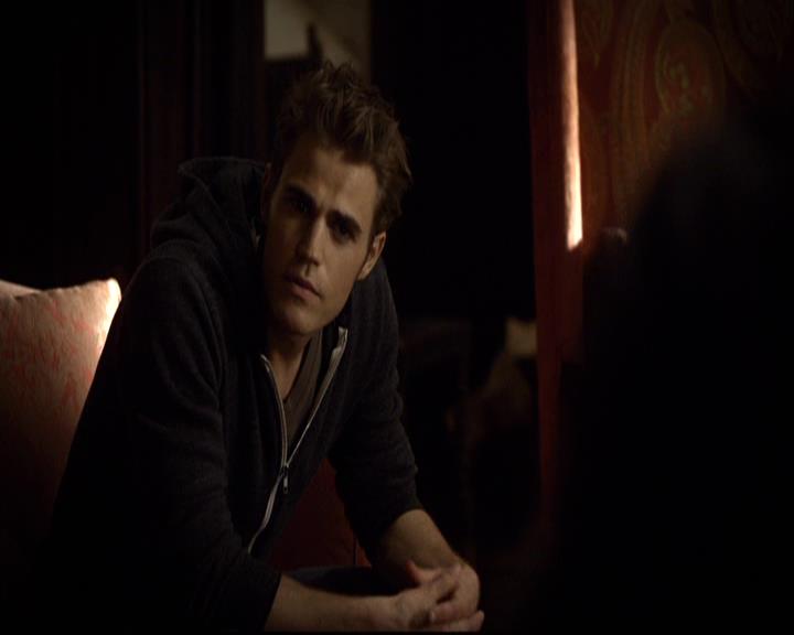 VampireDiariesWorld-dot-org_2x04MemoryLane0323.jpg