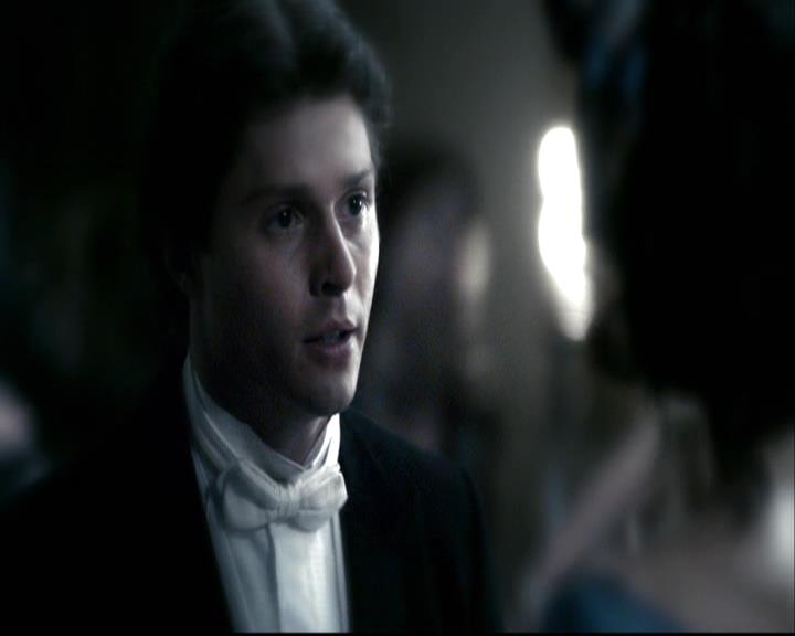 VampireDiariesWorld-dot-org_2x04MemoryLane0388.jpg