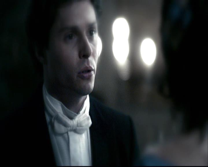 VampireDiariesWorld-dot-org_2x04MemoryLane0395.jpg