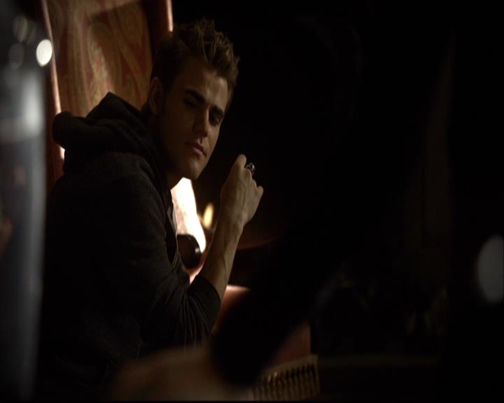 VampireDiariesWorld-dot-org_2x04MemoryLane0446.jpg