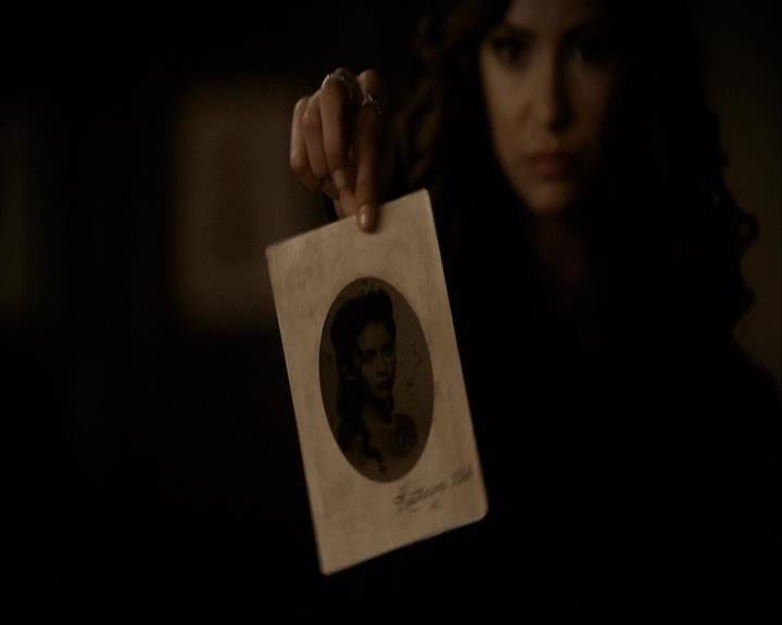 VampireDiariesWorld-dot-org_2x04MemoryLane0458.jpg