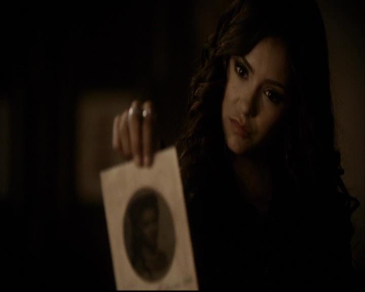 VampireDiariesWorld-dot-org_2x04MemoryLane0460.jpg