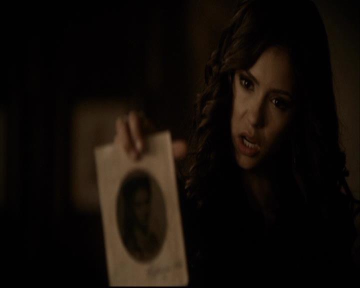 VampireDiariesWorld-dot-org_2x04MemoryLane0461.jpg