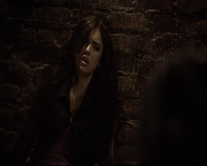 VampireDiariesWorld-dot-org_2x04MemoryLane0554.jpg