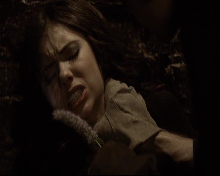 VampireDiariesWorld-dot-org_2x04MemoryLane0575.jpg