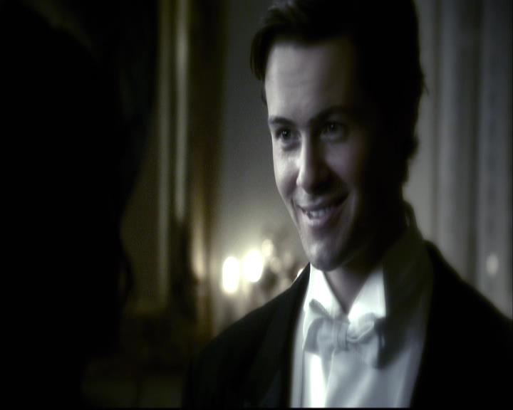 VampireDiariesWorld-dot-org_2x04MemoryLane0620.jpg