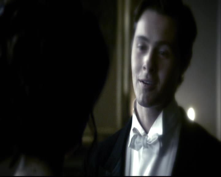 VampireDiariesWorld-dot-org_2x04MemoryLane0651.jpg