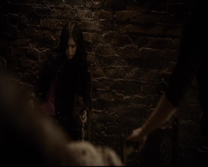 VampireDiariesWorld-dot-org_2x04MemoryLane0662.jpg