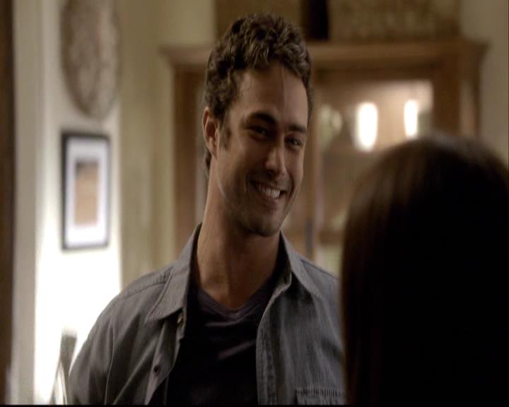 VampireDiariesWorld-dot-org_2x04MemoryLane0687.jpg