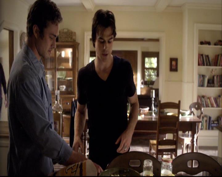 VampireDiariesWorld-dot-org_2x04MemoryLane0732.jpg