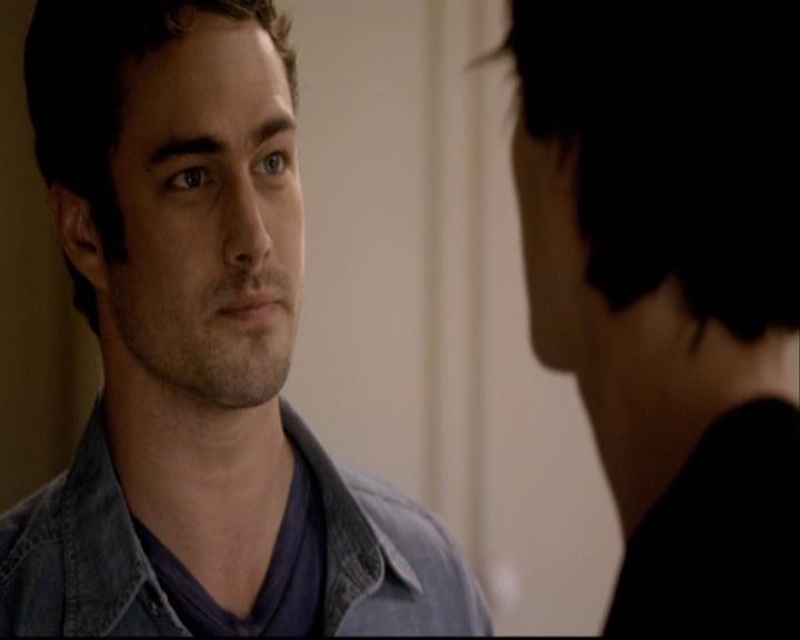 VampireDiariesWorld-dot-org_2x04MemoryLane0734.jpg