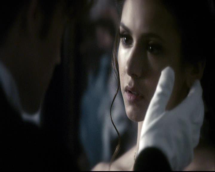 VampireDiariesWorld-dot-org_2x04MemoryLane0888.jpg