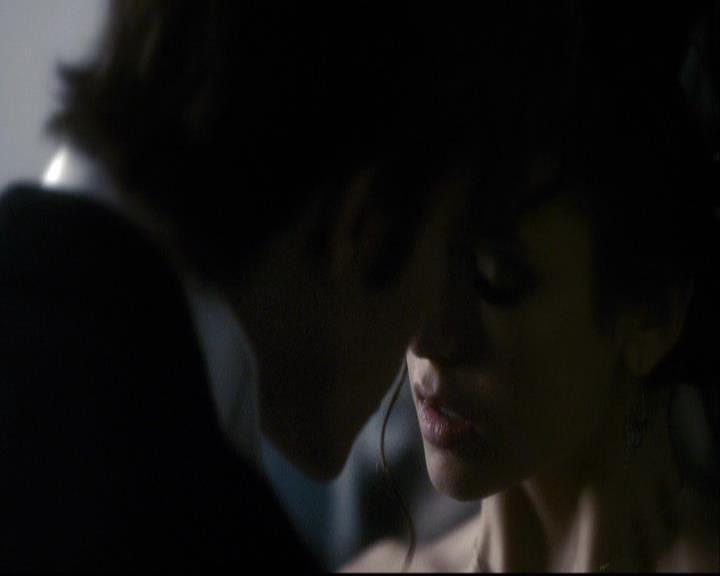 VampireDiariesWorld-dot-org_2x04MemoryLane0908.jpg